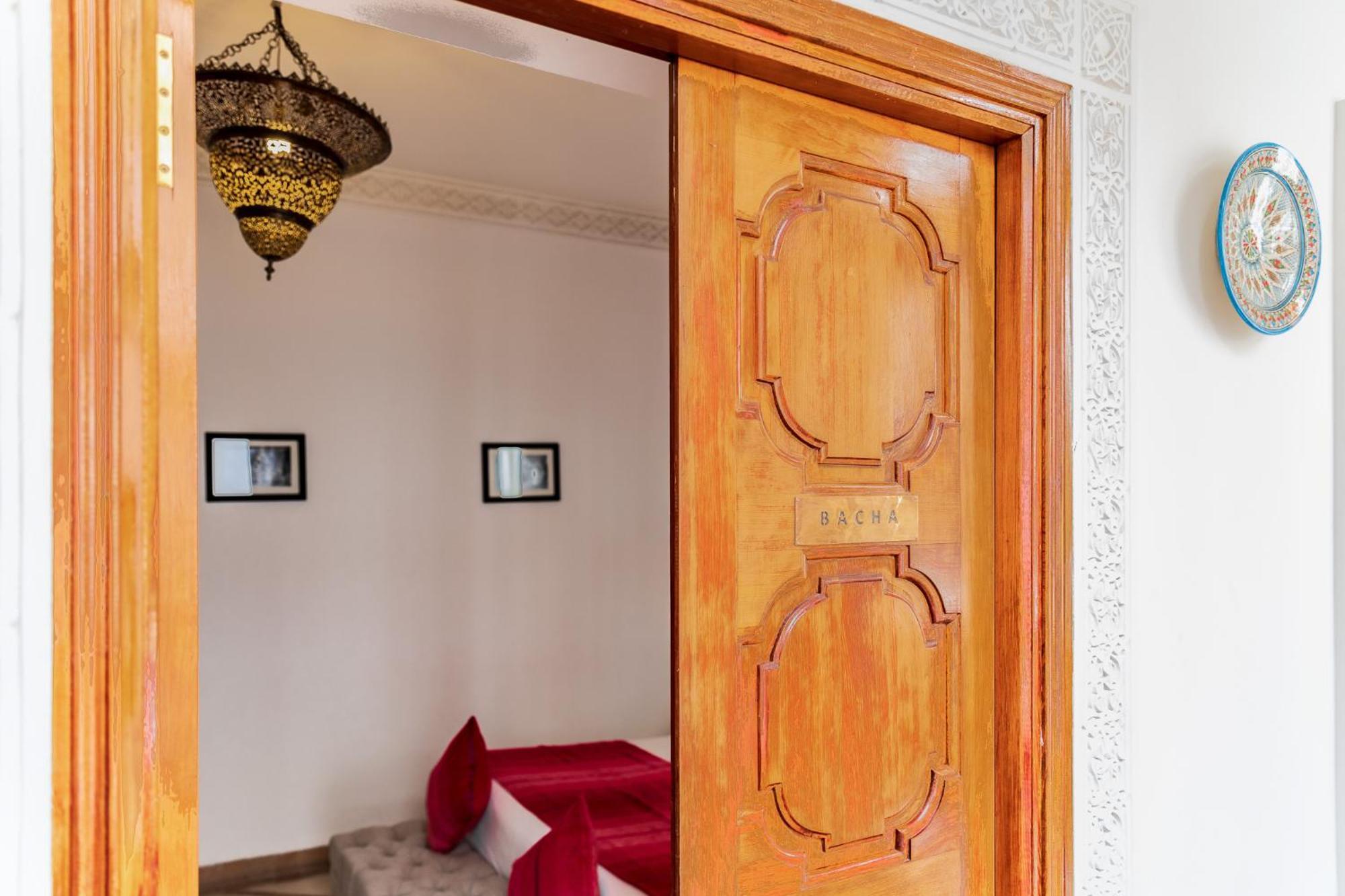 Riad Luciano And 4*