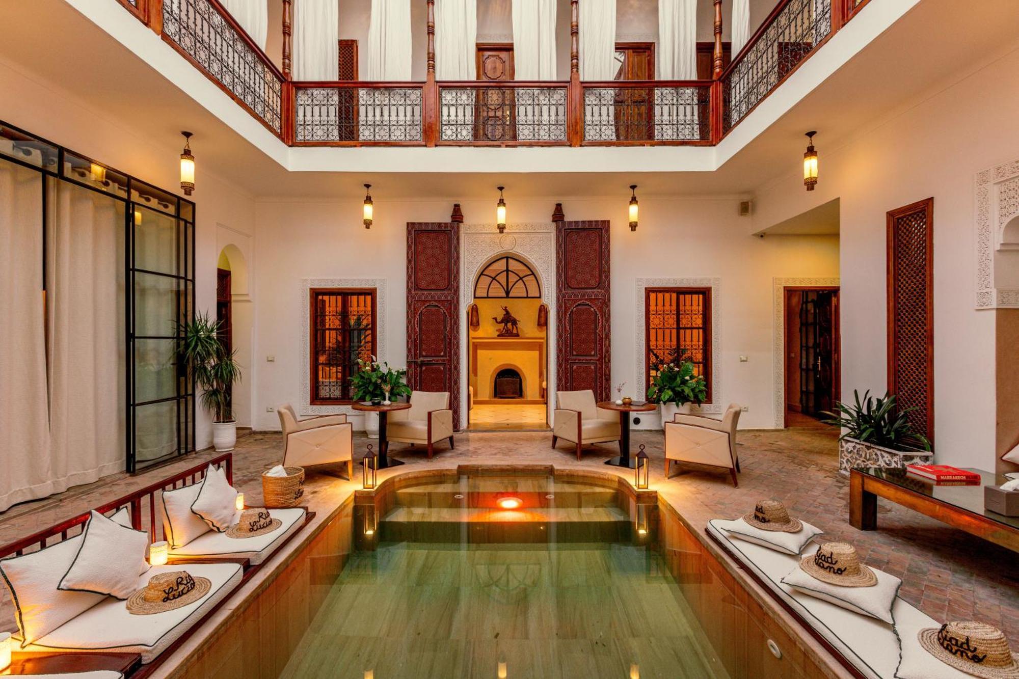 Riad Luciano And 4*